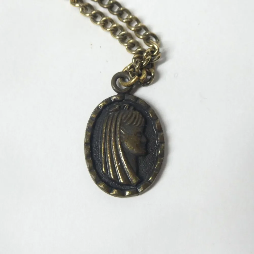 Barbie Sweet 16 Mattel 1974 Cameo Pendant Necklace Vintage